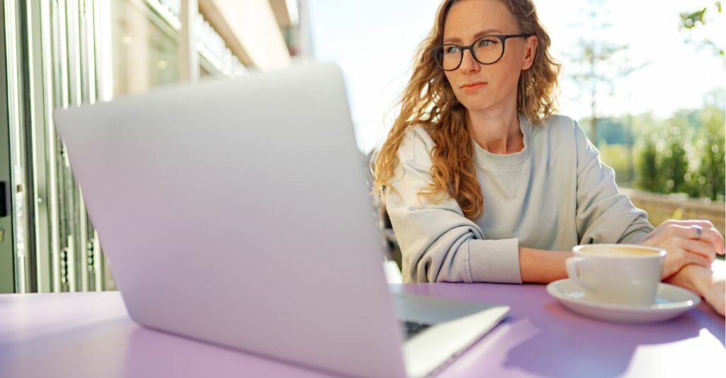 Korištenje UI-a za sastavljanje životopisa: iskoristite prednosti, pazite na zamke